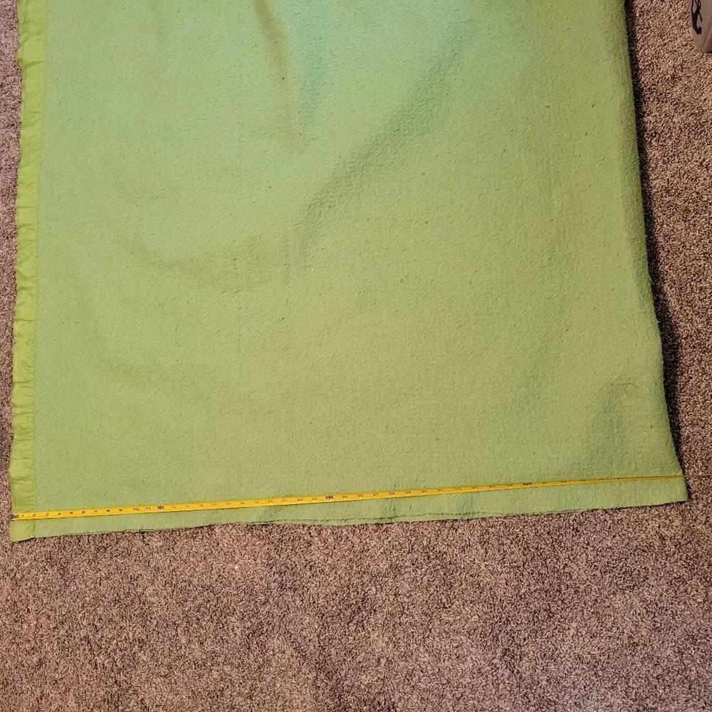 1950s vintage warm wooly bed blanket, pure wool blanket w/ satin binding